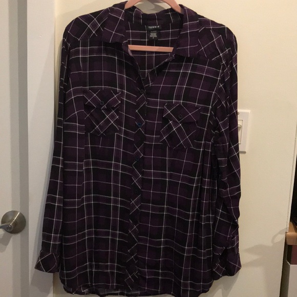 Torrid size 2 top - Picture 2 of 6